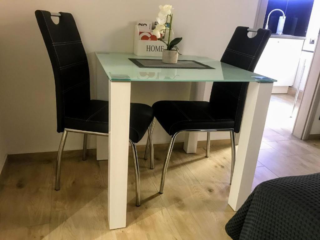 Salzhausblick Business Apartments - Zentrale Lage Am Salzhaus - Mwst-Rechnung Verfuegbar Zittau Εξωτερικό φωτογραφία